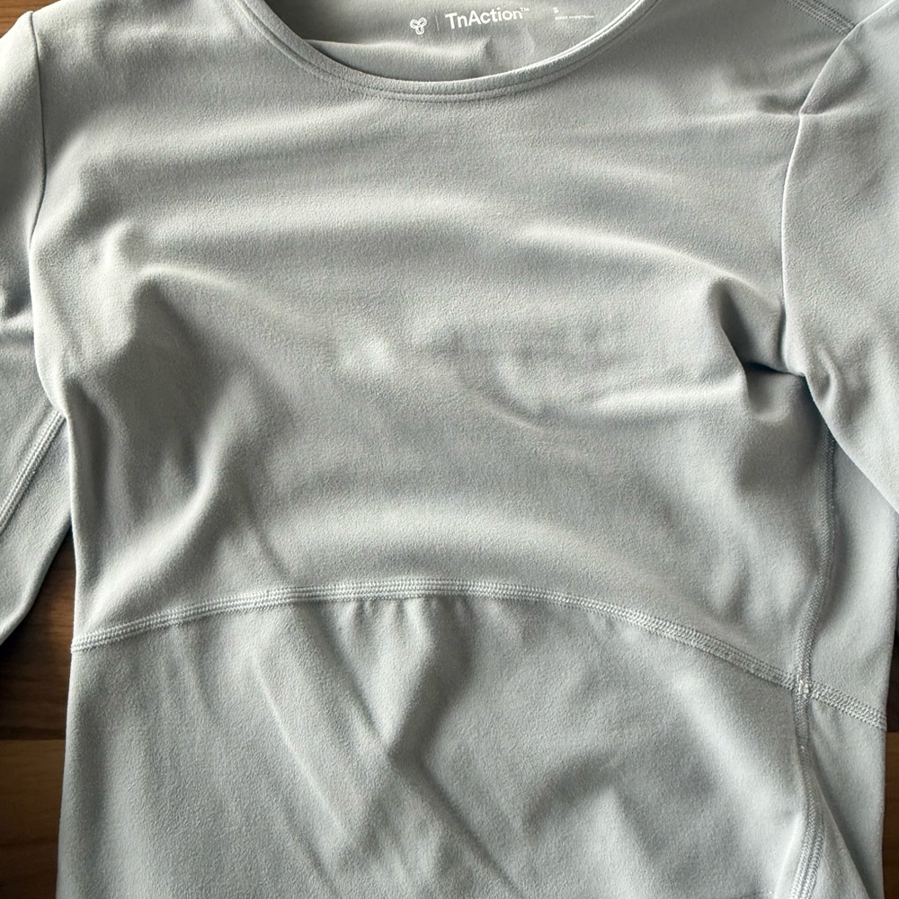 TNA Butter Essential Waist Longsleeve top size S - Picture 3 of 7